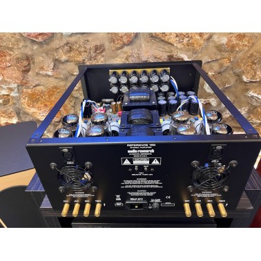 Audio Research Reference 150 power amplifier 