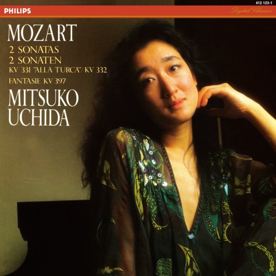Analogphonic Mozart — Piano Sonatas KV 331 & 332